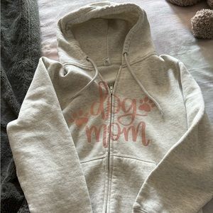 Dog Mom sweatshirt.